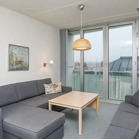 Lxx Apartment *