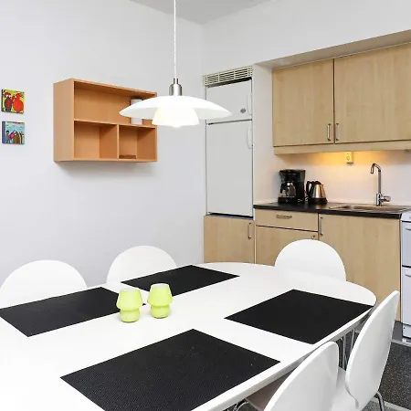 Apartment Lxx *