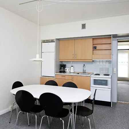 Lxx Apartment *
